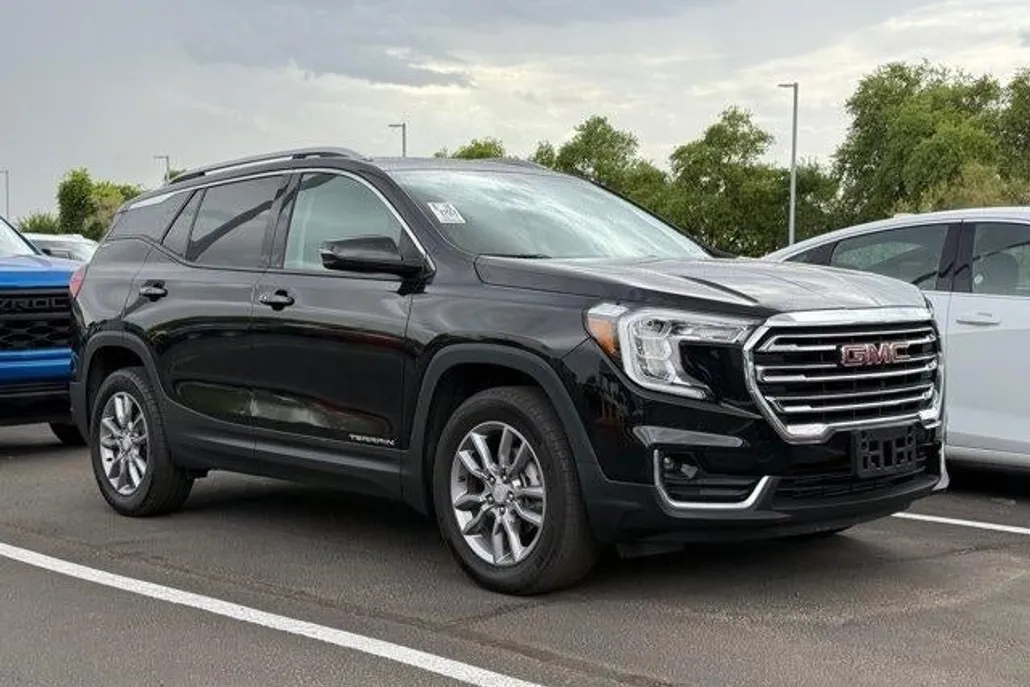 2024 Gmc Terrain SLT photo 1