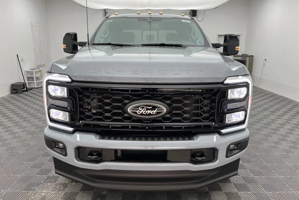 2026 Ford F-250 photo 1