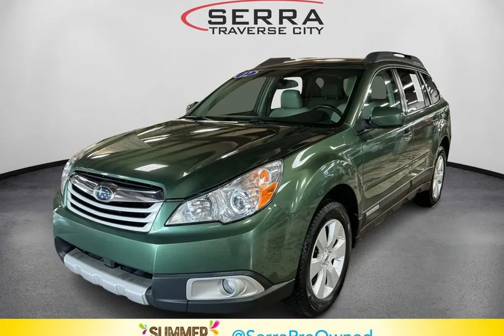 2012 Subaru Outback 2.5i Limited photo 1