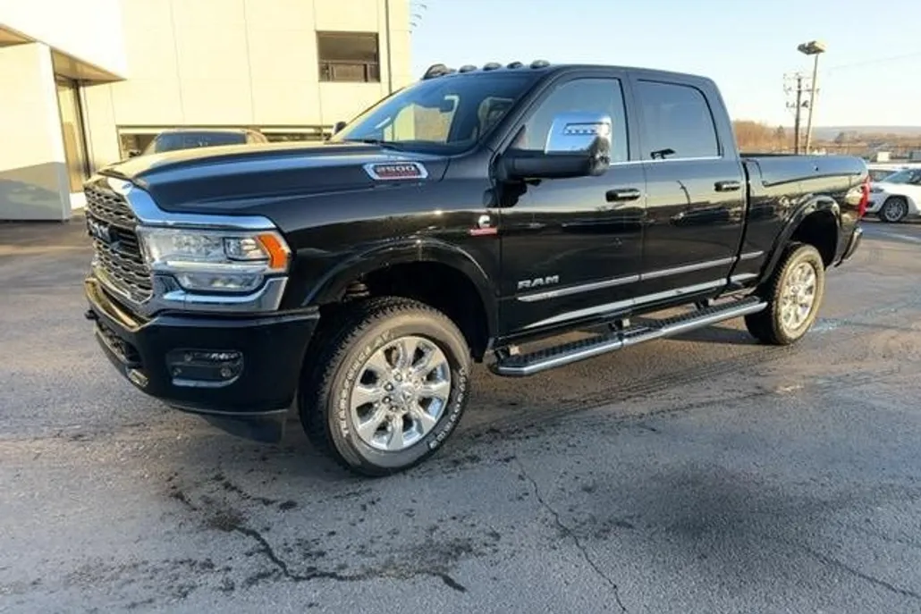 2024 Ram 2500 Limited photo 1