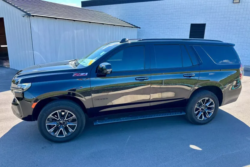 2021 Chevrolet Tahoe Z71 photo 1