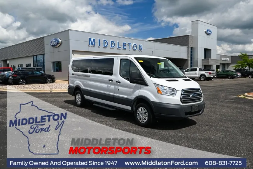 2017 Ford Transit photo 1