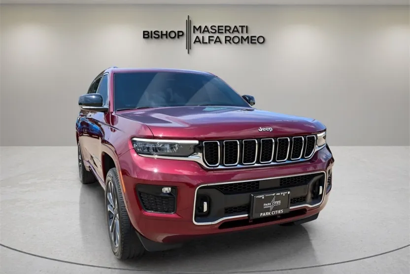 2024 Jeep Grand Cherokee Overland photo 1