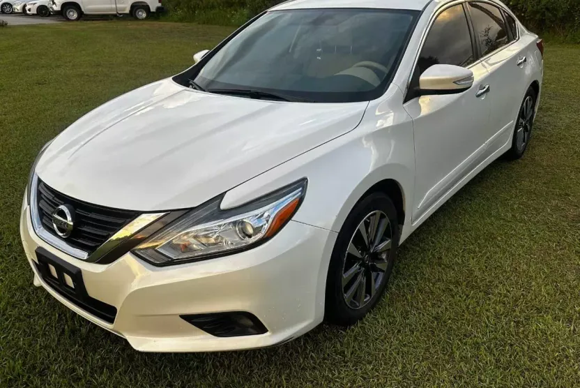 2016 Nissan Altima 2.5 SL photo 1
