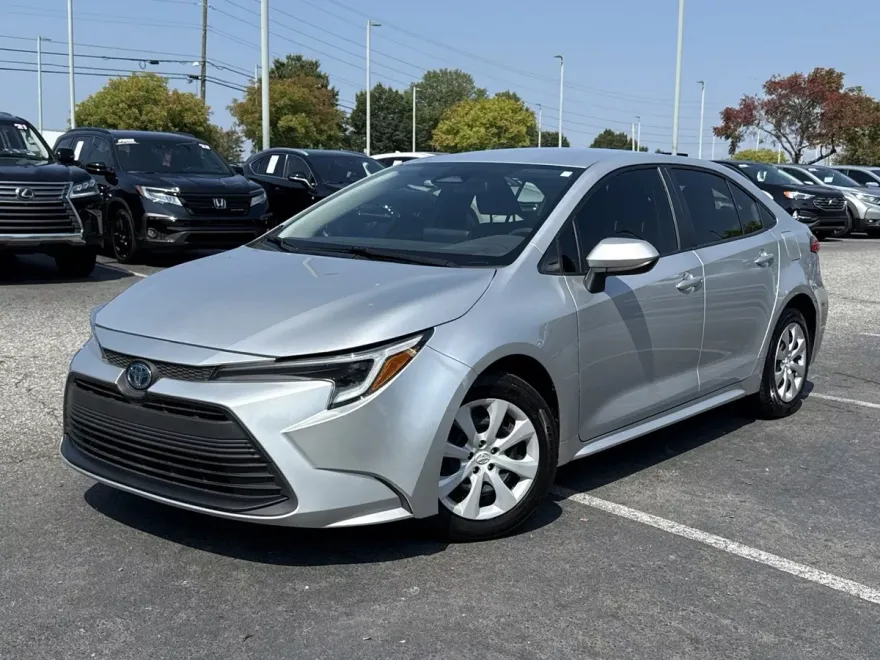 2023 Toyota Corolla Hybrid LE photo 1