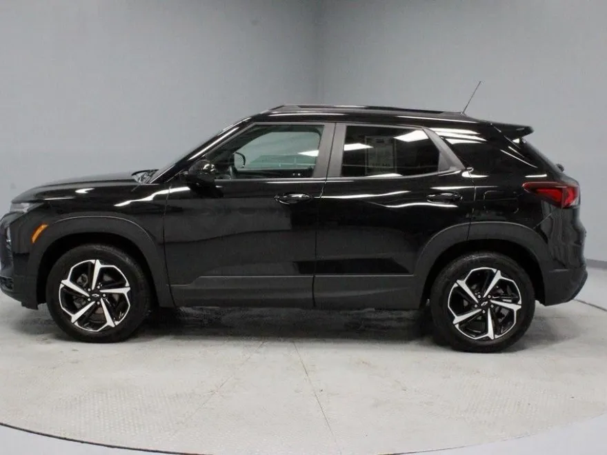 2023 Chevrolet Trailblazer RS photo 1