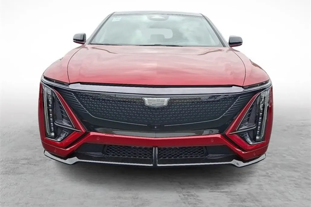 2026 Cadillac Lyriq photo 1