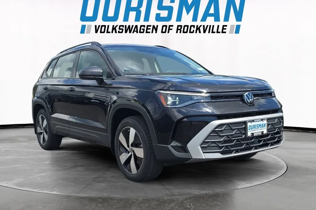 2025 Volkswagen Taos S photo 1