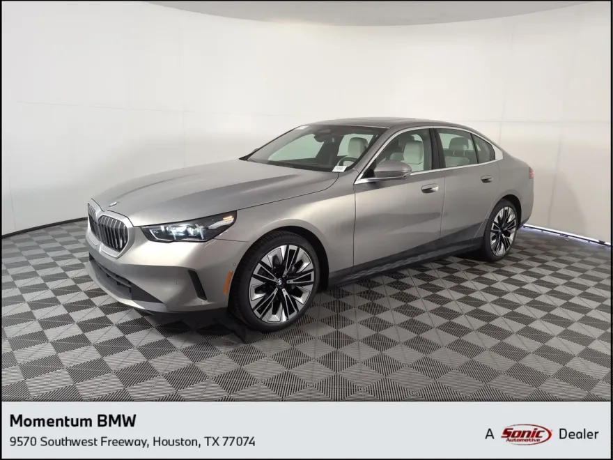 2026 Bmw 530i Sedan 5 photo 1