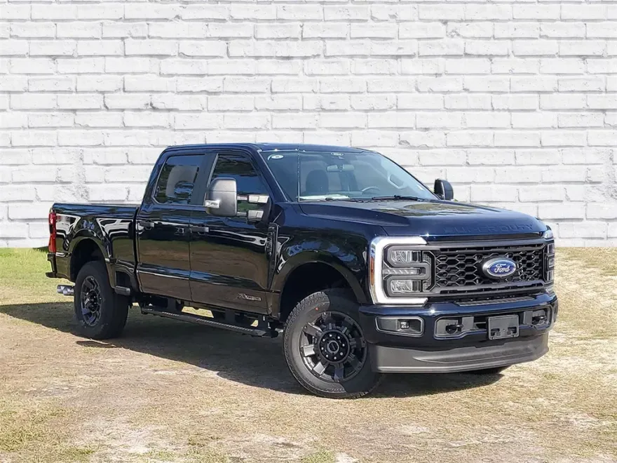 2025 Ford F-250 XL photo 1