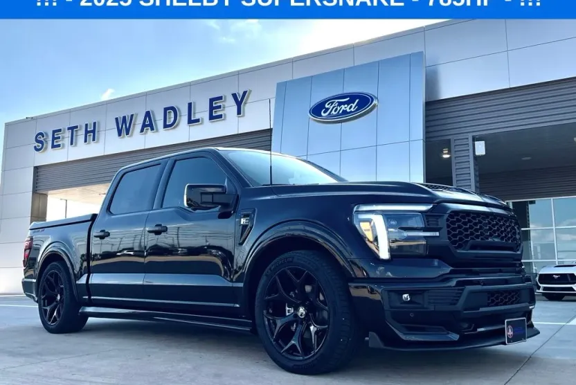 2025 Ford F-150 Lariat photo 1