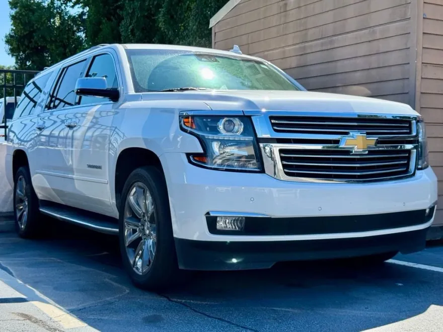 2018 Chevrolet Suburban Premier photo 1