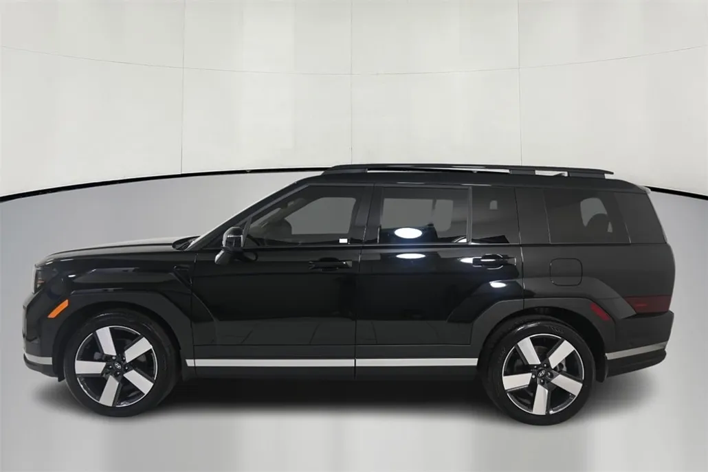 2024 Hyundai Santa Fe Limited photo 1