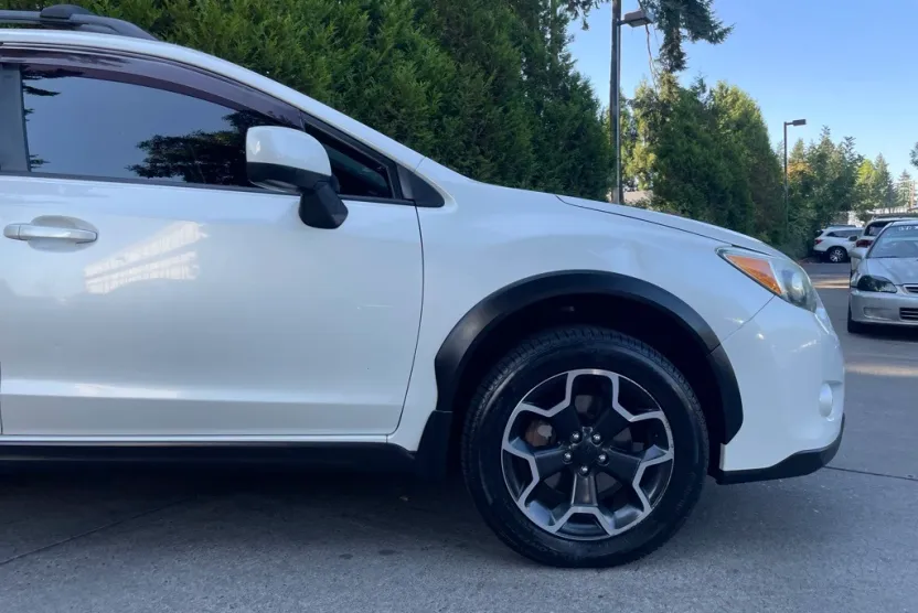 2013 Subaru Crosstrek 2.0i Premium photo 1