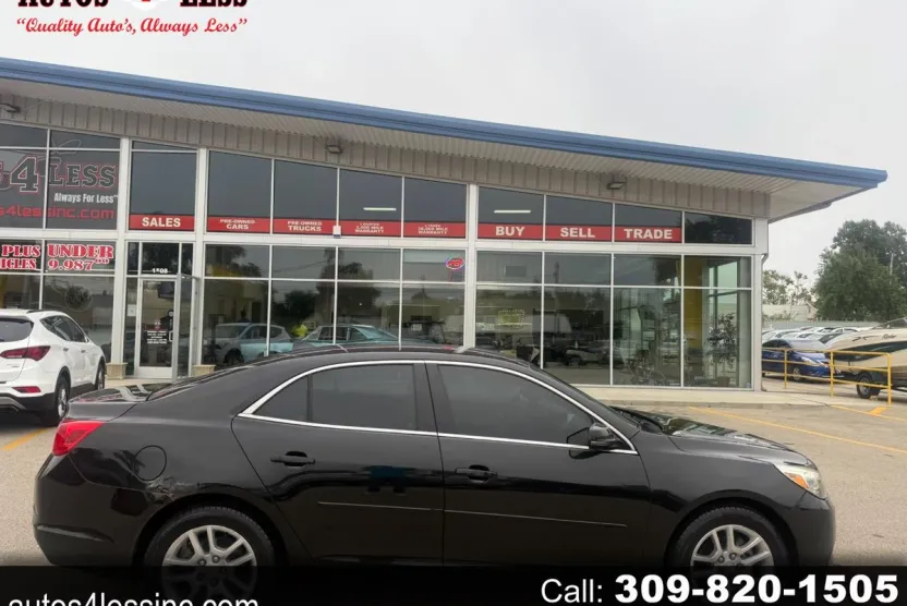 2013 Chevrolet Malibu 1LT photo 1