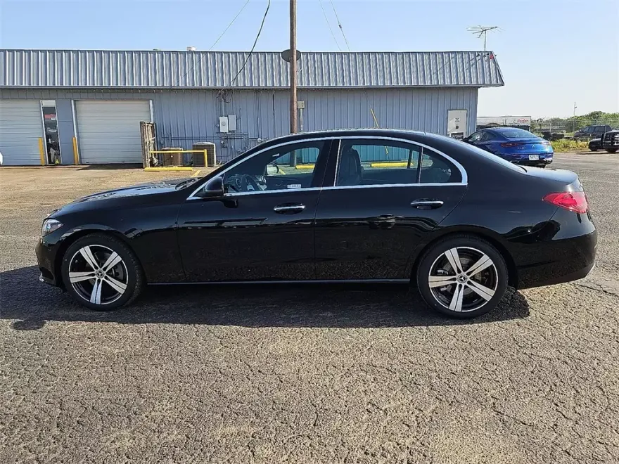 2025 Mercedes Benz C 300 photo 3