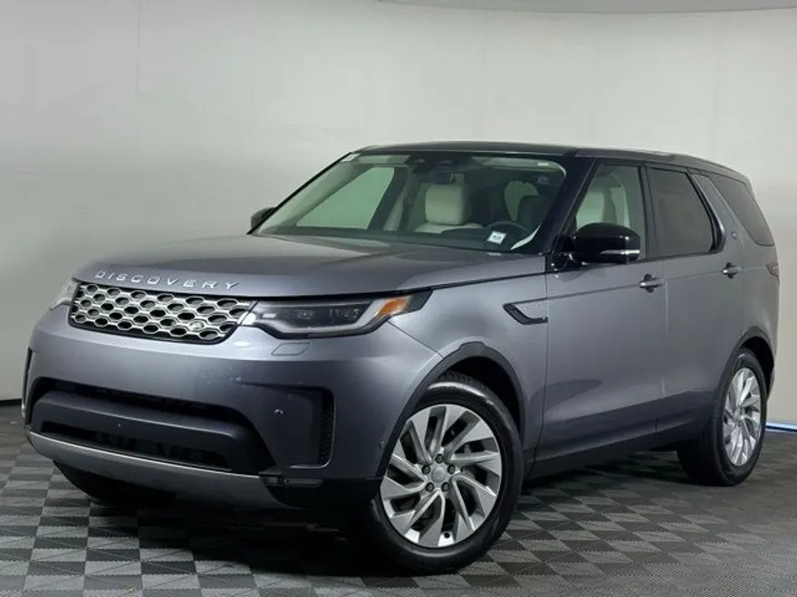 2025 Land Rover Discovery S photo 1