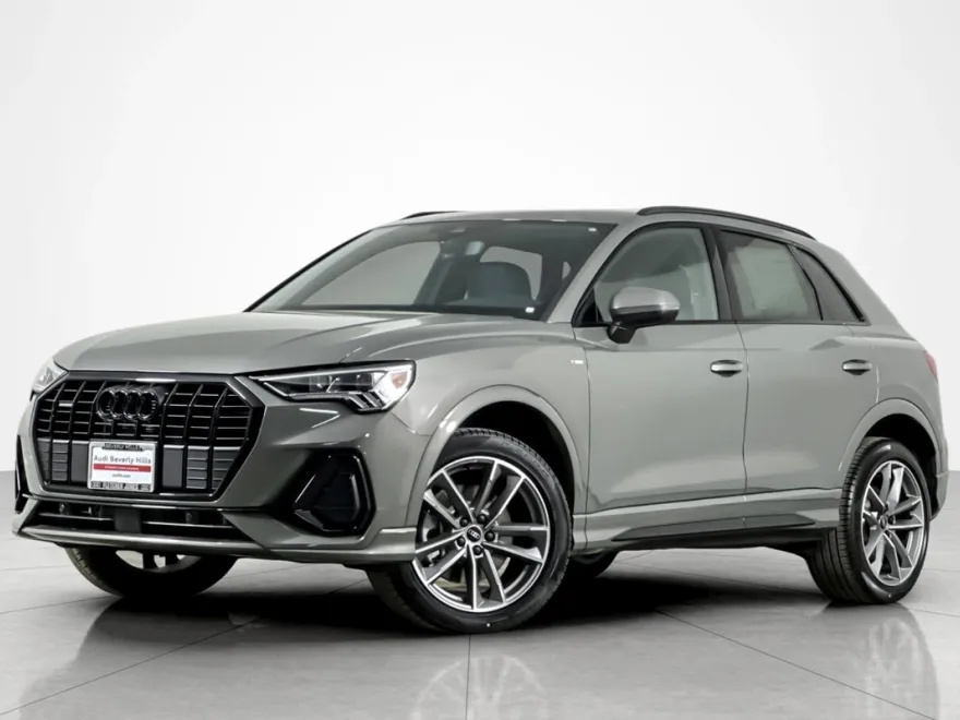 2025 Audi Q3 S line Premium 45 TFSI photo 1