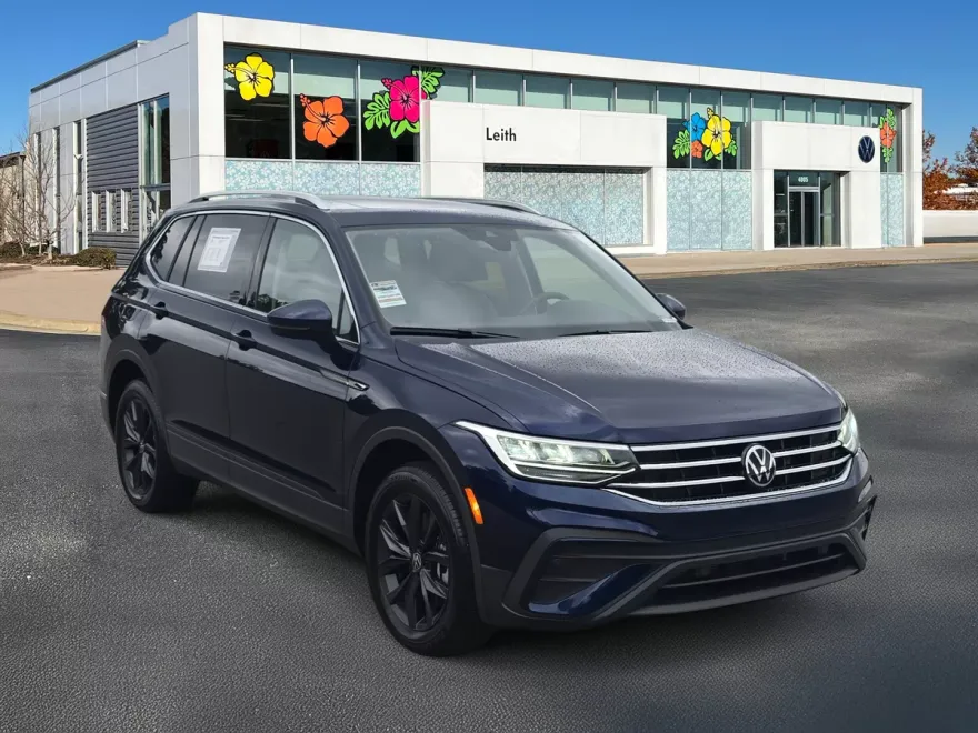 2024 Volkswagen Tiguan SE Wolfsburg Edition photo 1