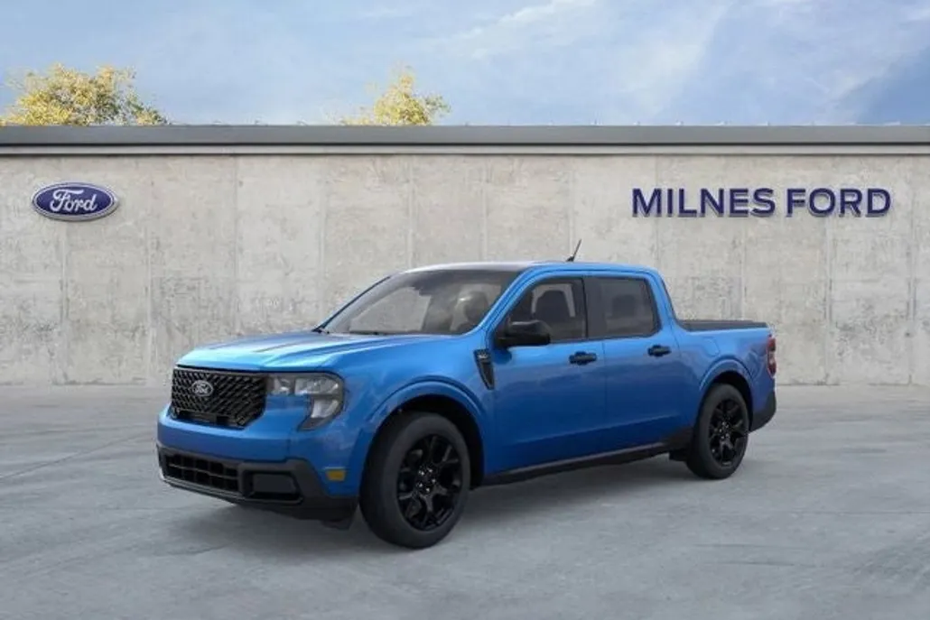2025 Ford Maverick XLT photo 1
