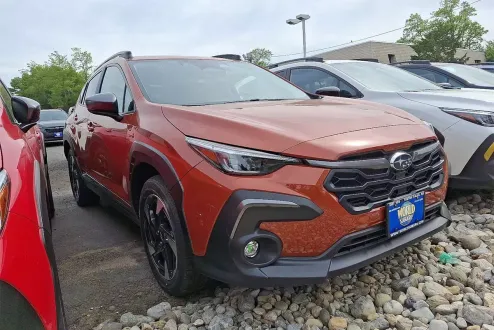 2025 Subaru Crosstrek Limited photo 3