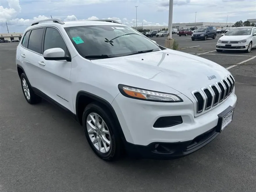 2018 Jeep Cherokee Latitude photo 1
