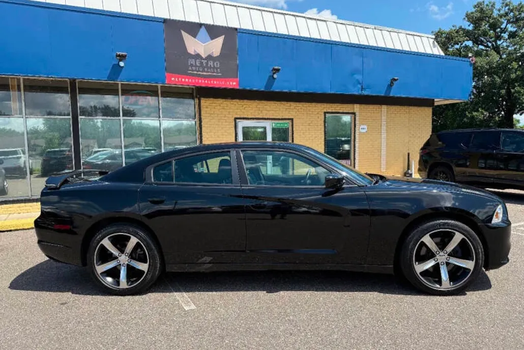 2014 Dodge Charger R/T Max photo 1