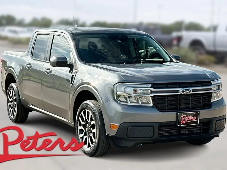 2022 Ford Maverick Lariat photo 1