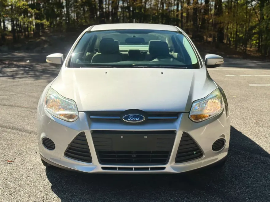2014 Ford Focus SE photo 1
