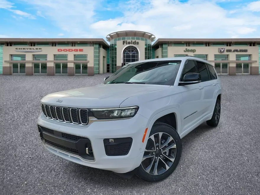 2025 Jeep Grand Cherokee Overland photo 1