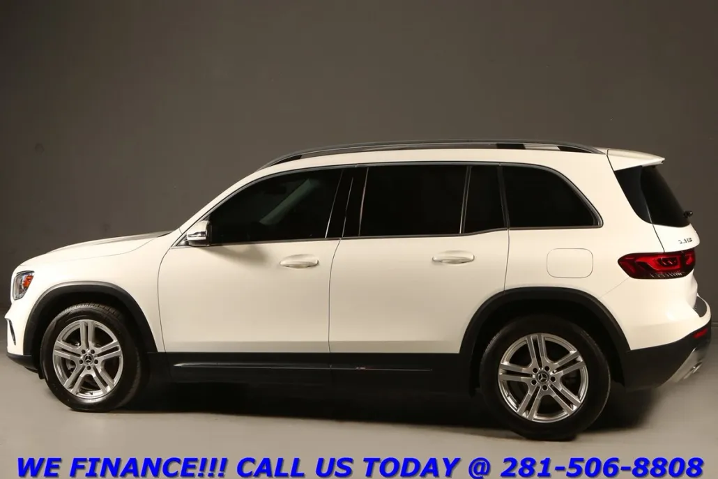 2020 Mercedes Benz GLB 250 4MATIC photo 1