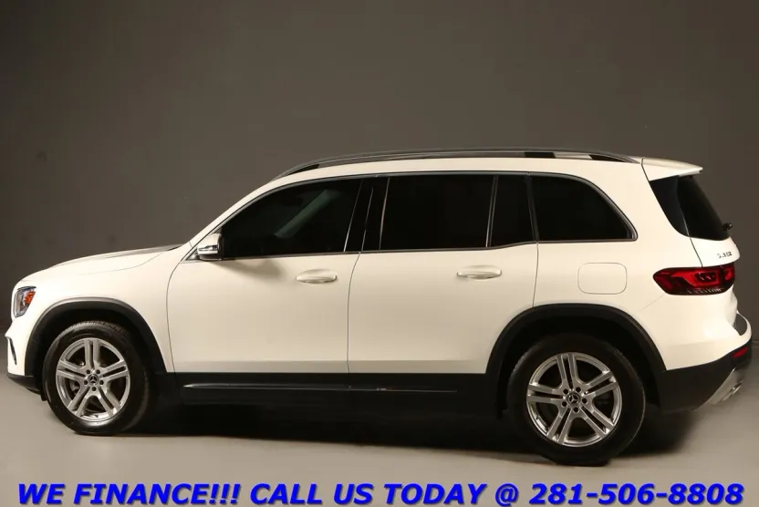 2020 Mercedes Benz GLB 250 4MATIC photo 1
