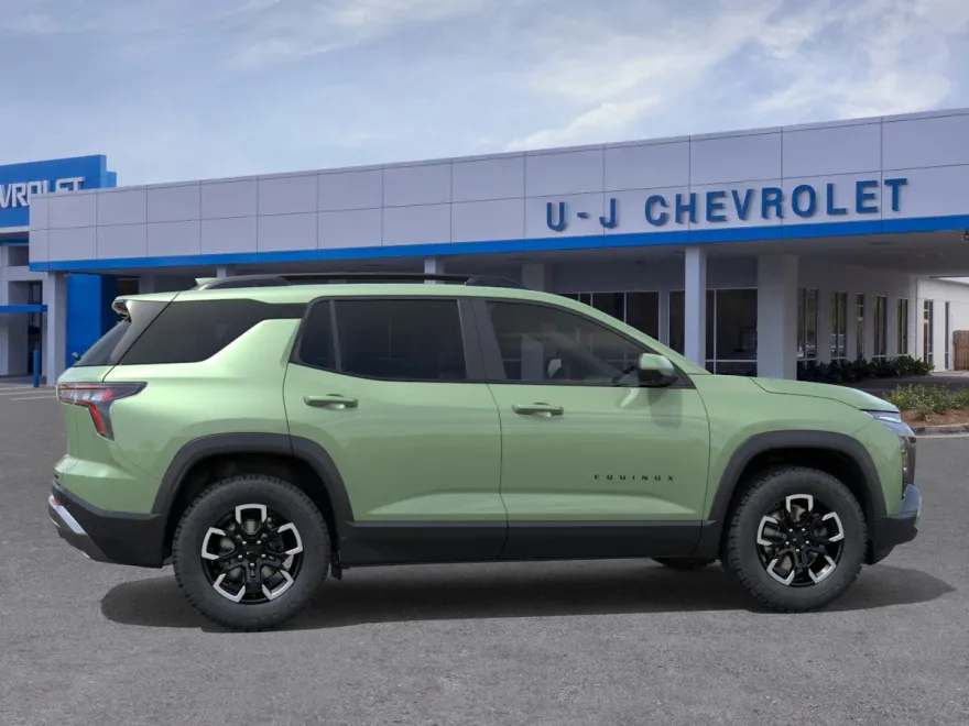 2026 Chevrolet Equinox ACTIV photo 1