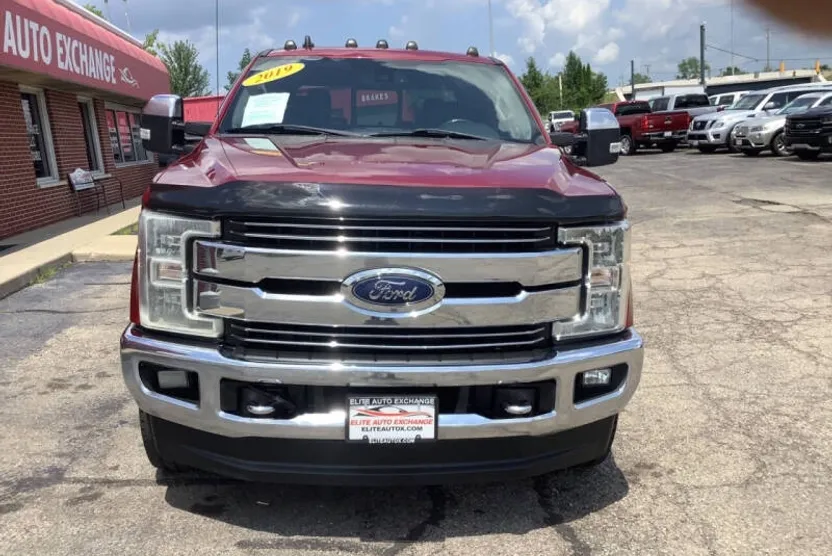2019 Ford F-250 Lariat photo 1