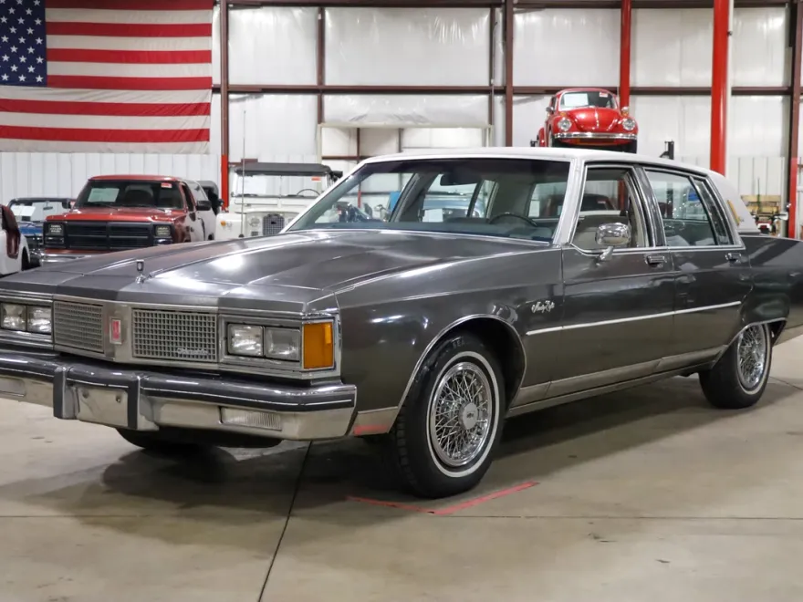 1984 Oldsmobile Ninety Eight (98) photo 1