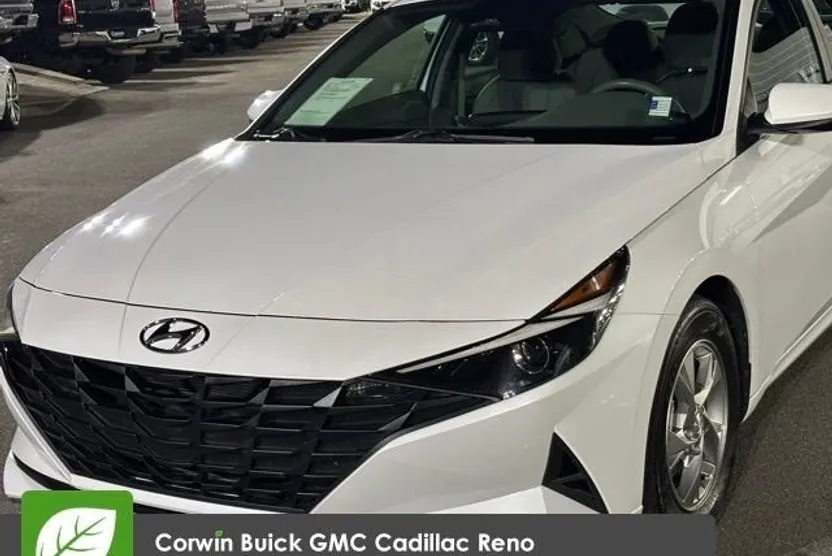 2021 Hyundai Elantra SE photo 1