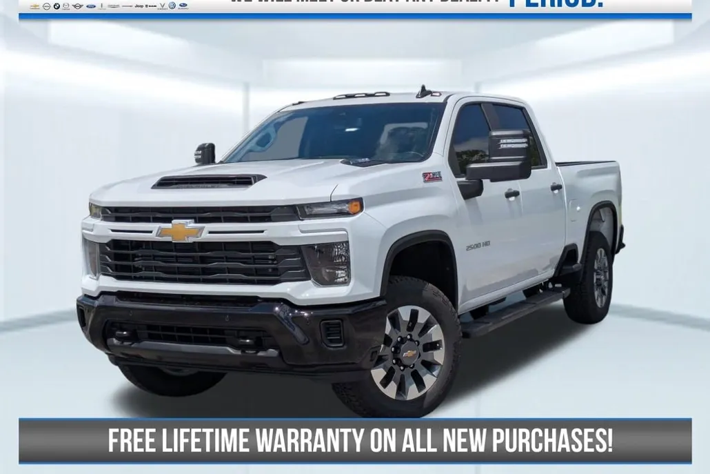 2025 Chevrolet Silverado 2500HD Custom photo 1