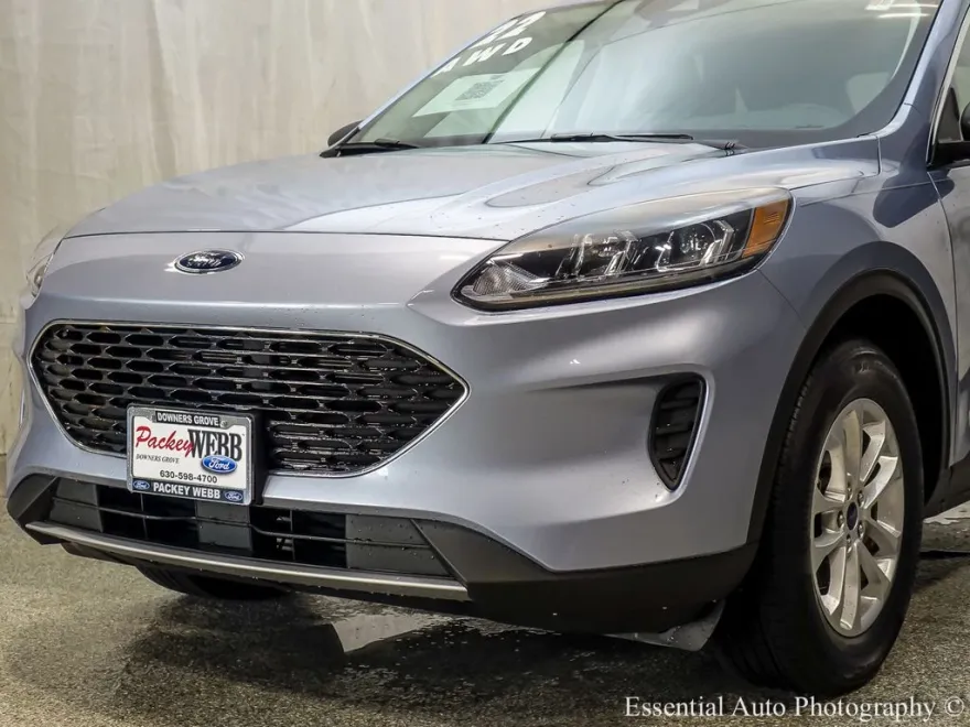2022 Ford Escape SE photo 1