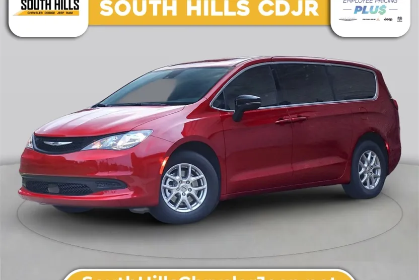 2025 Chrysler Voyager LX photo 1