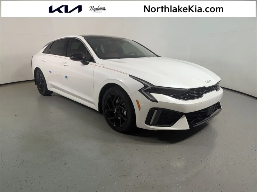 2026 Kia K5 GT-Line photo 1