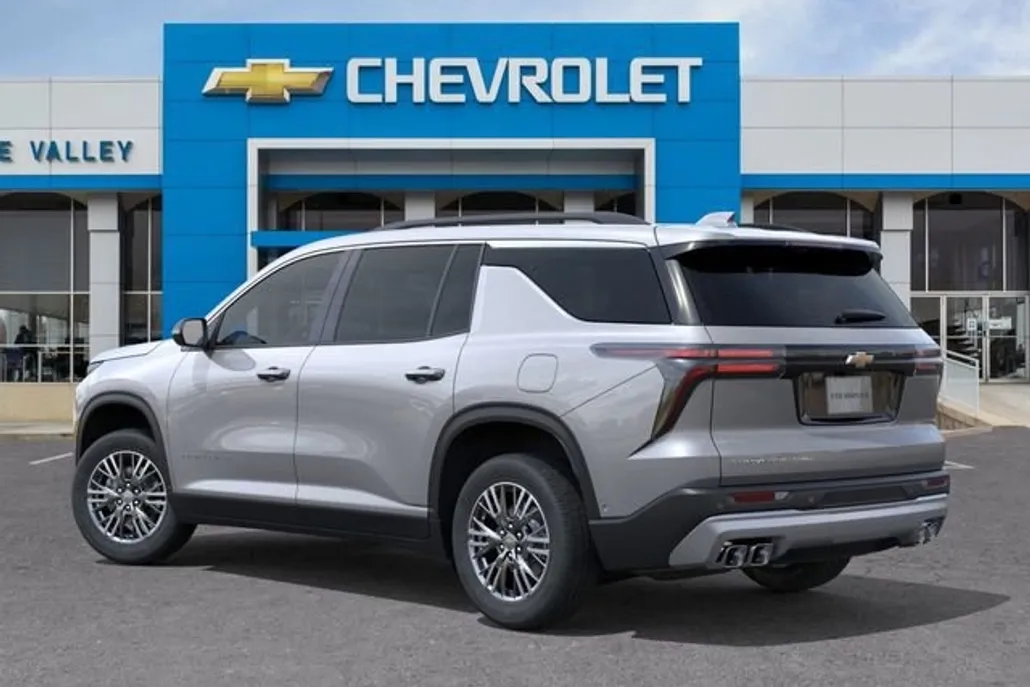 2026 Chevrolet Traverse photo 1