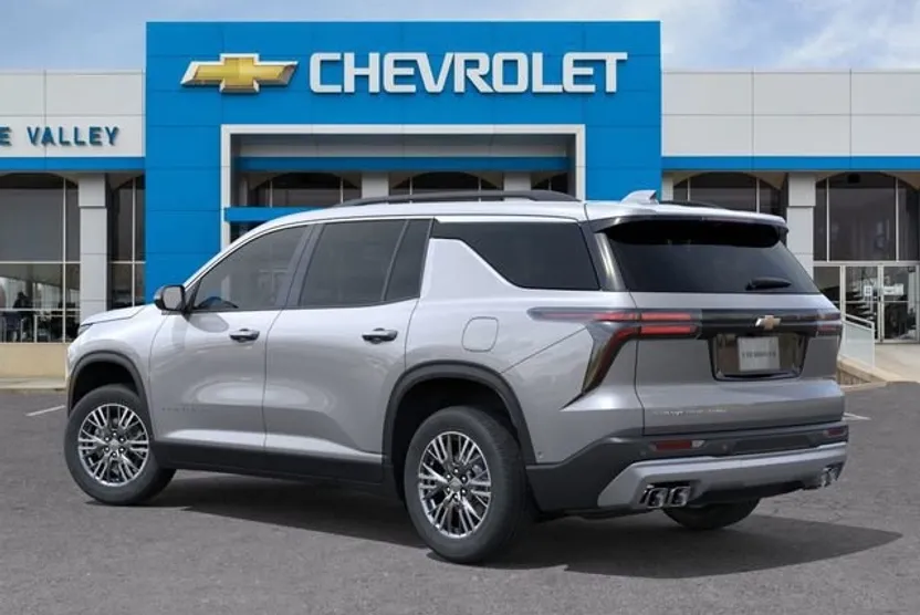 2026 Chevrolet Traverse photo 1