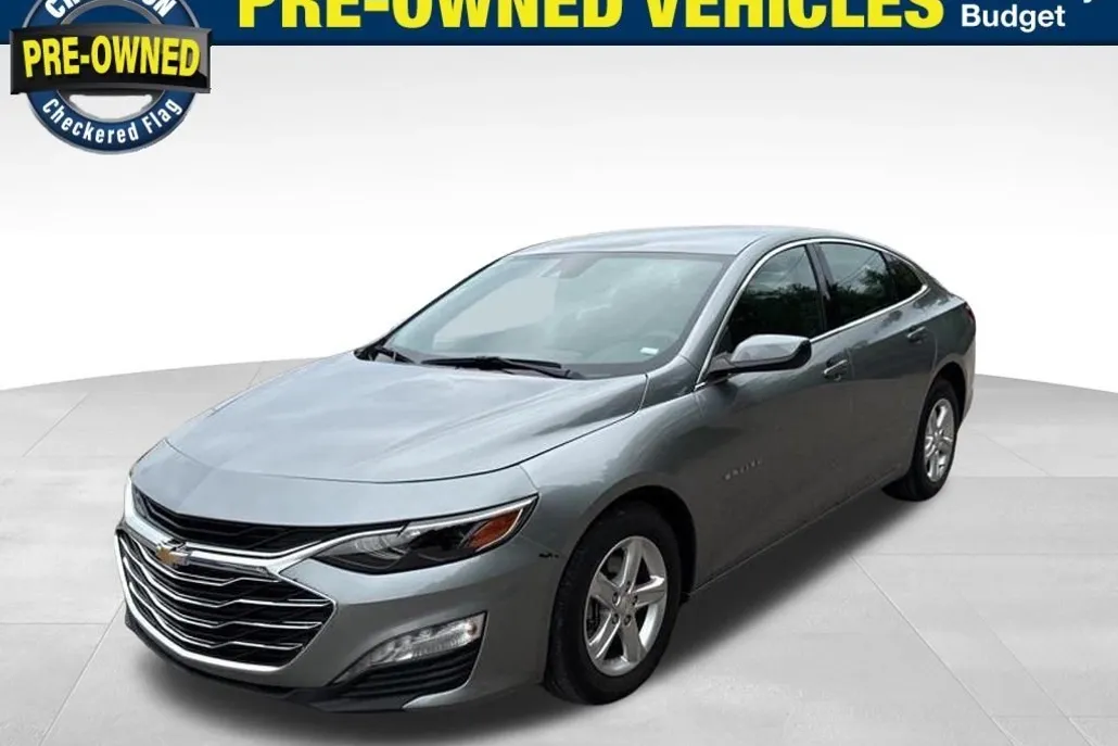 2024 Chevrolet Malibu 1LT photo 1