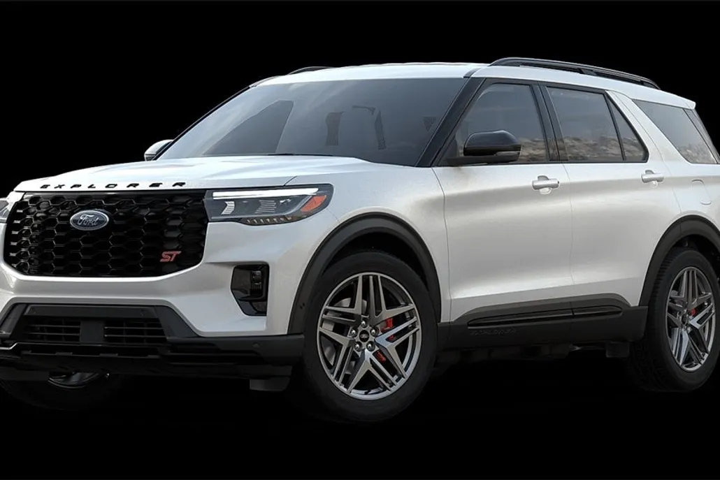 2025 Ford Explorer ST photo 1