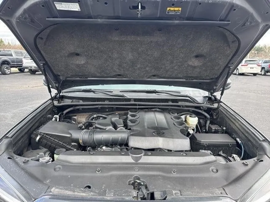 2022 Toyota 4Runner SR5 Premium photo 1