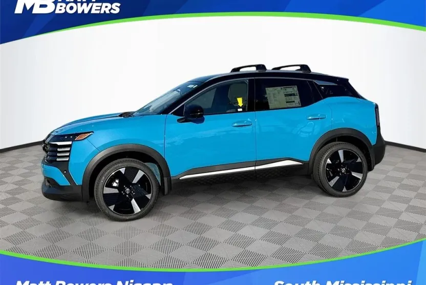 2026 Nissan Kicks SR photo 1