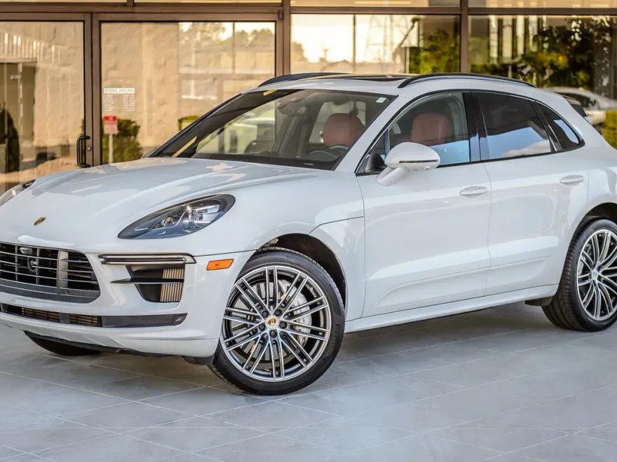 2020 Porsche Macan Turbo photo 1
