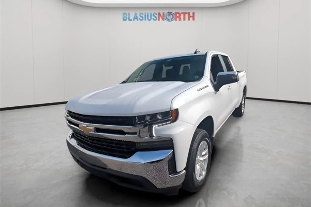 2022 Chevrolet Silverado 1500 LT photo 1