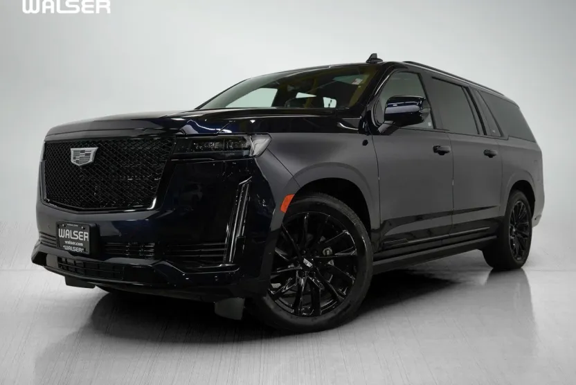 2023 Cadillac Escalade ESV Sport Platinum photo 1
