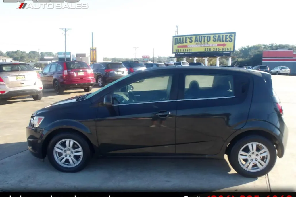 2014 Chevrolet Sonic LT photo 1